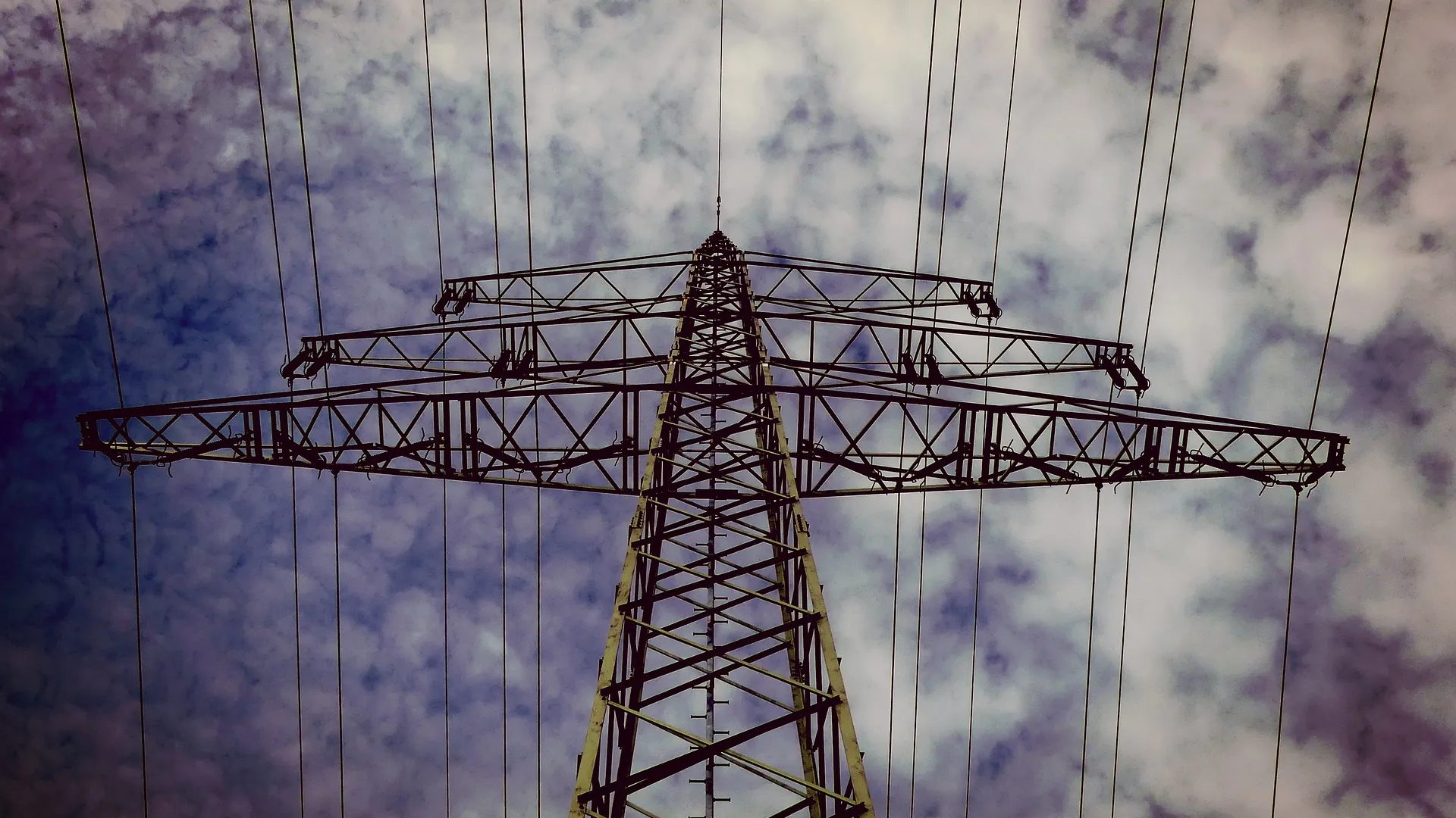Rubrik_Klima_und_Energie_c._Pixabay_strommast-2218719_1920